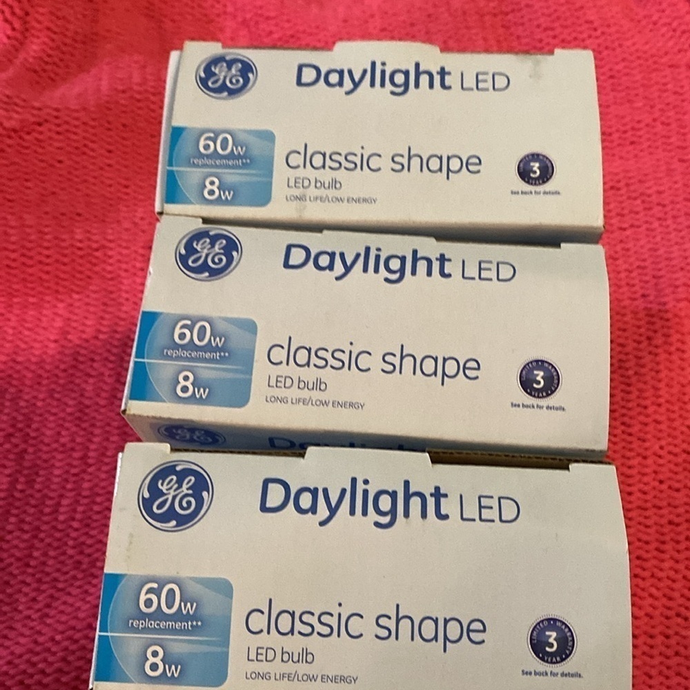 2/$20. Daylight LED Bundle - Picture 5 of 6